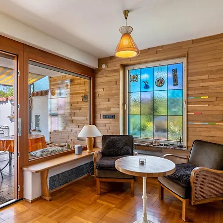 Haus An Der Lauchert 펜션