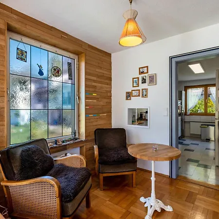 펜션 Haus An Der Lauchert