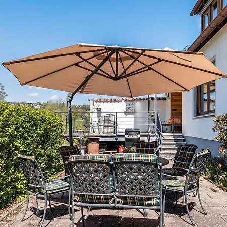 Haus An Der Lauchert 펜션