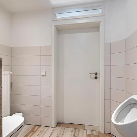 Haus An Der Lauchert 펜션