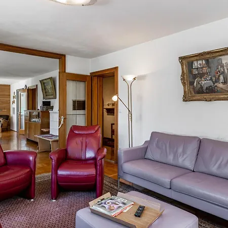 Haus An Der Lauchert Vakantiehuis *